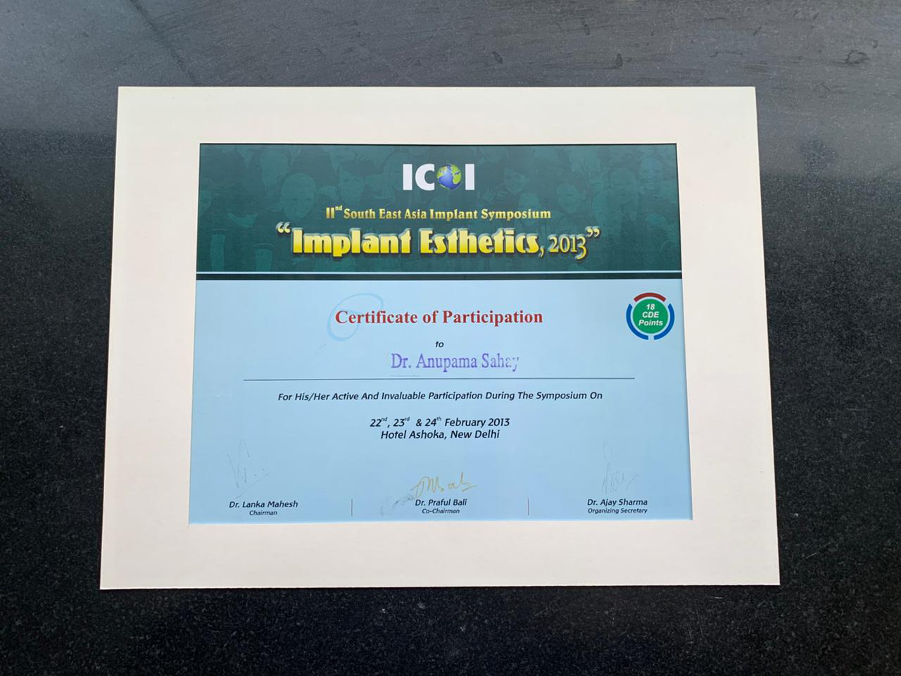 Implants Esthetics